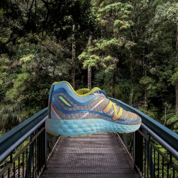 Poshmark Womans Special Aiscs size 8 running walking outdoorsy combo pack - Picture 8 of 11